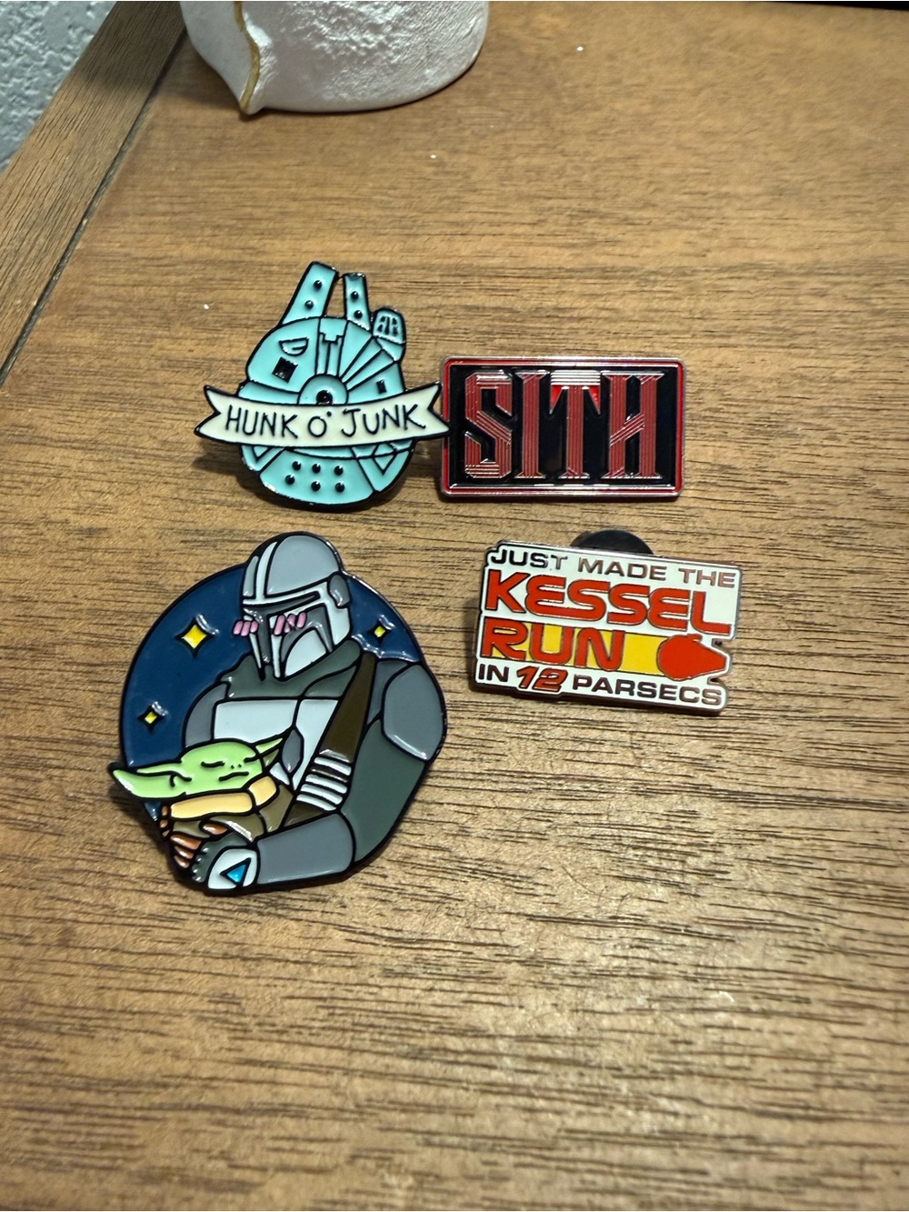 Star Wars Enamel Pin Set - Mandalorian & Grogu + Kessel Run & Sith